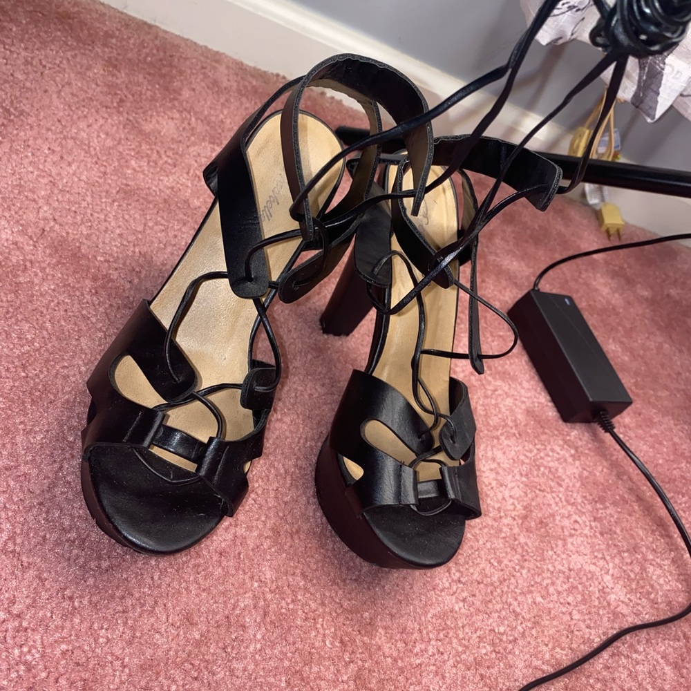 Platform Heels - Picture 3 of 7